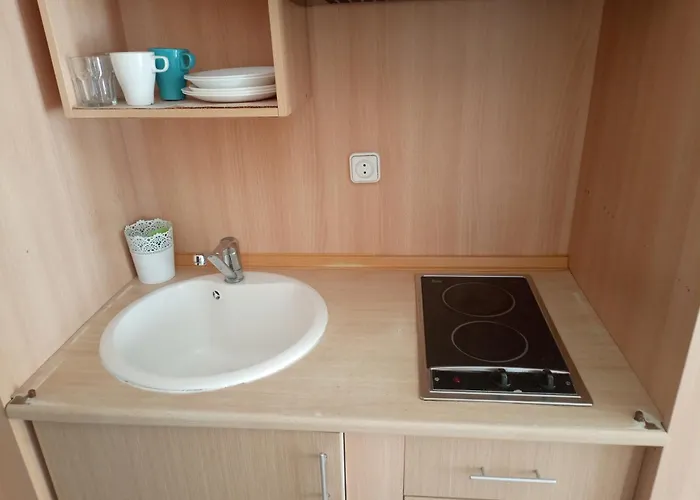 Estudio Alfil-piscina Апартаменти